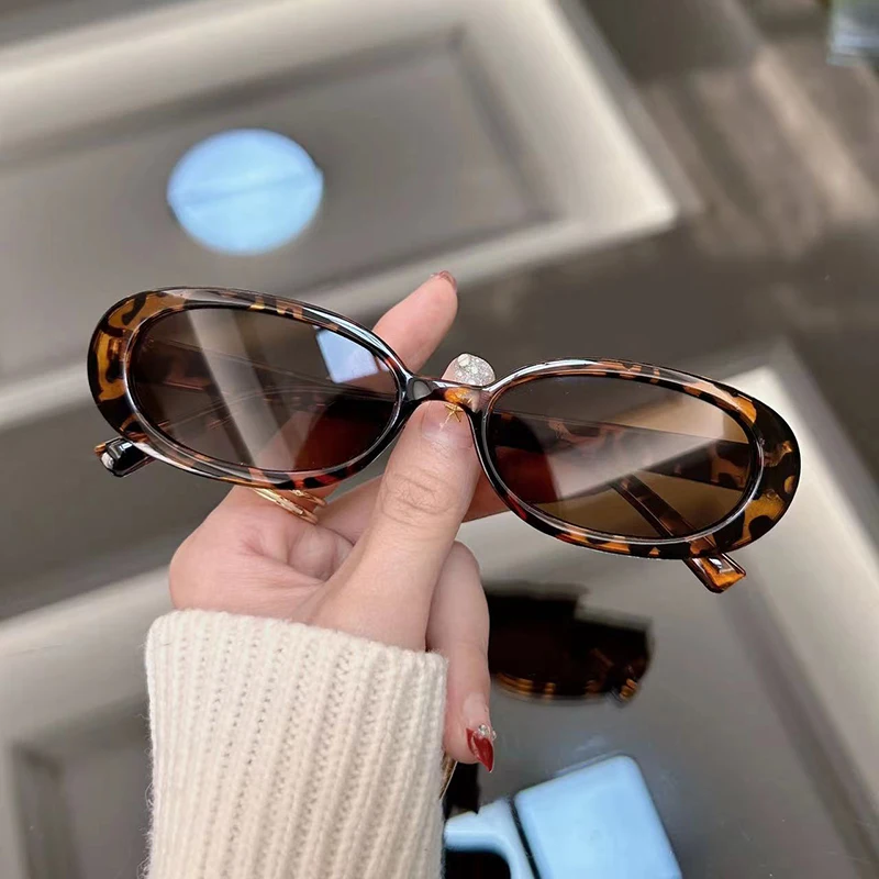 Nuevas Gafas de Sol Ovaladas V - Decorative Mirror reseña y precio